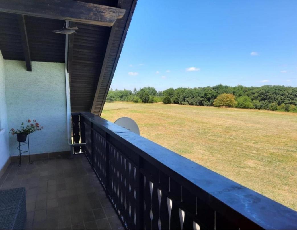 Geishöhe Landgasthof Rose Dammbach Zimmer foto